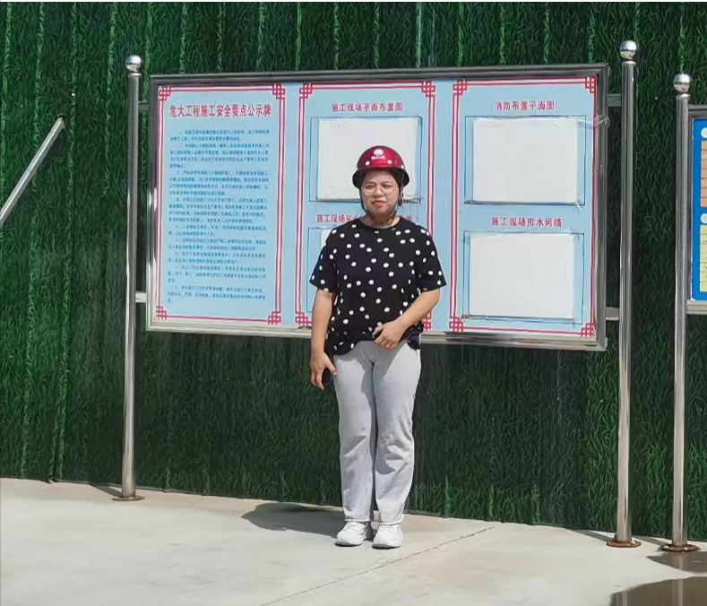 十分公司耿家怡工作照1.png 十分公司耿家怡工作照1.png